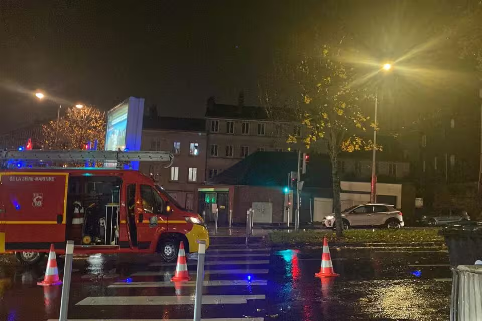 Un jeune garçon meurt dans un accident de la route