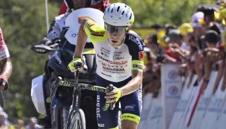 Tom Evans et Ruth Croft remportent un UTMB dantesque