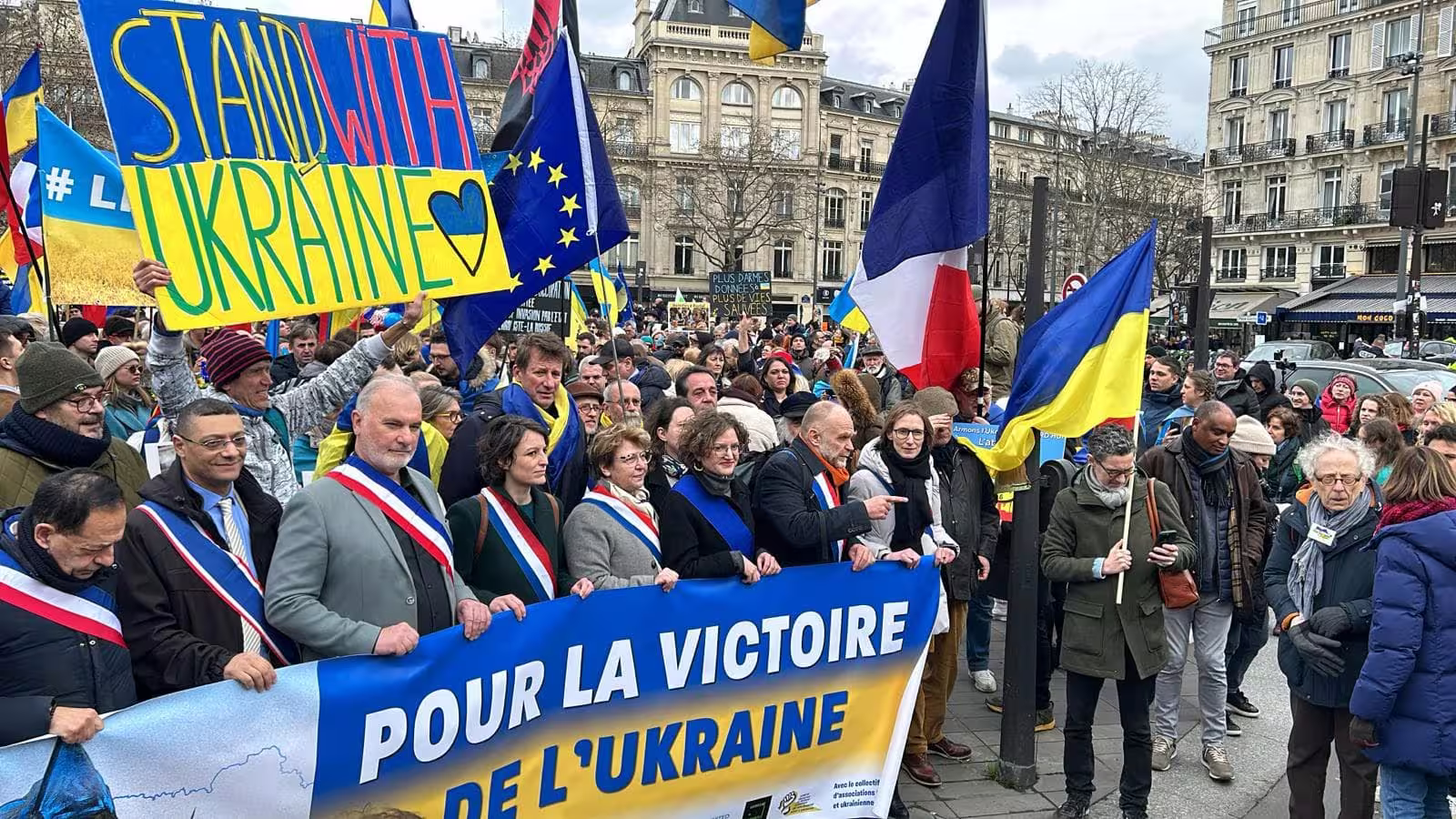 Mme Cooper réaffirme son soutien à l'Ukraine lors de sa visite à Kiev
