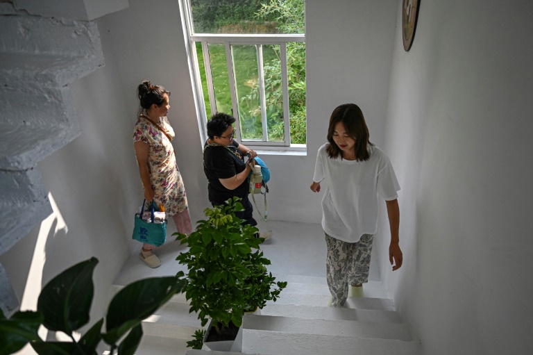 Sans mec, sans stress: le boom des communautés 100% féminines