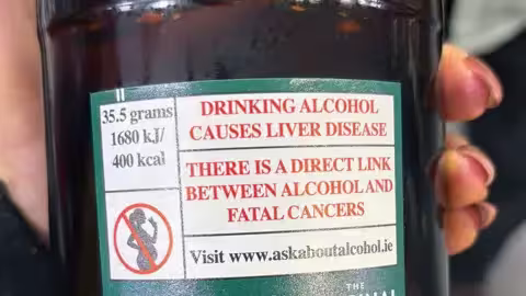 Les étiquettes indiquant la teneur en calories et la quantité d'alcool (en grammes) pour chaque produit ne deviendront obligatoires qu'en 2028.