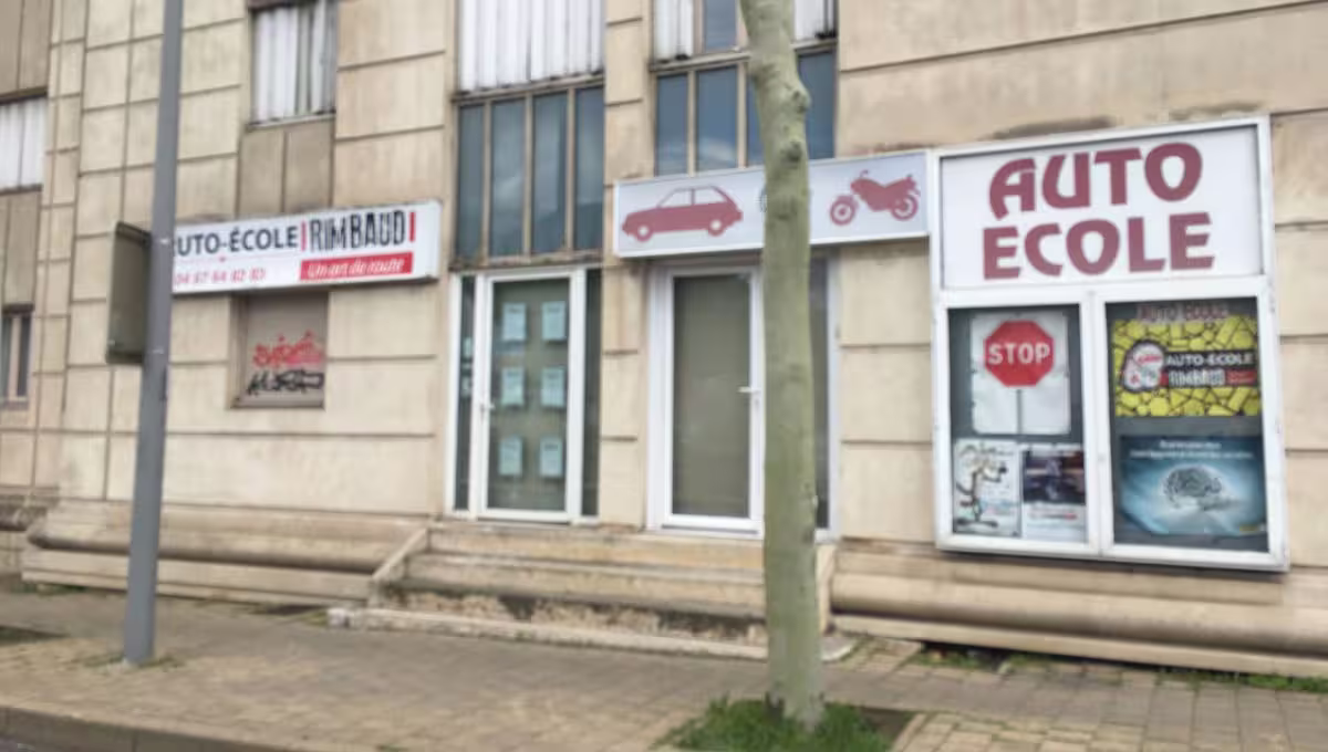 Procès de l'ancien patron de l'auto-école de la Servette