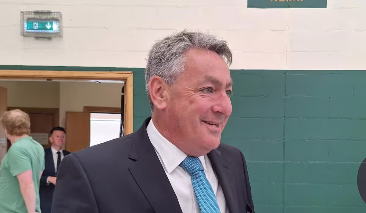 Jim Gavin a battu l'eurodéputé Billy Kelleher par 41 voix contre 29 lors du concours de sélection du parti.
