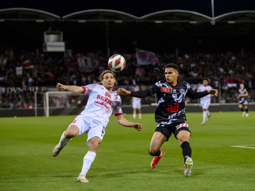 FC Sion perd contre le Zénith amid des protestations