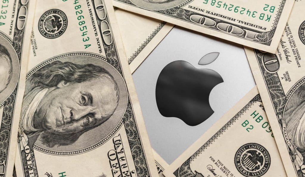 Apple promet 600 milliards de dollars d'investissements aux États-Unis