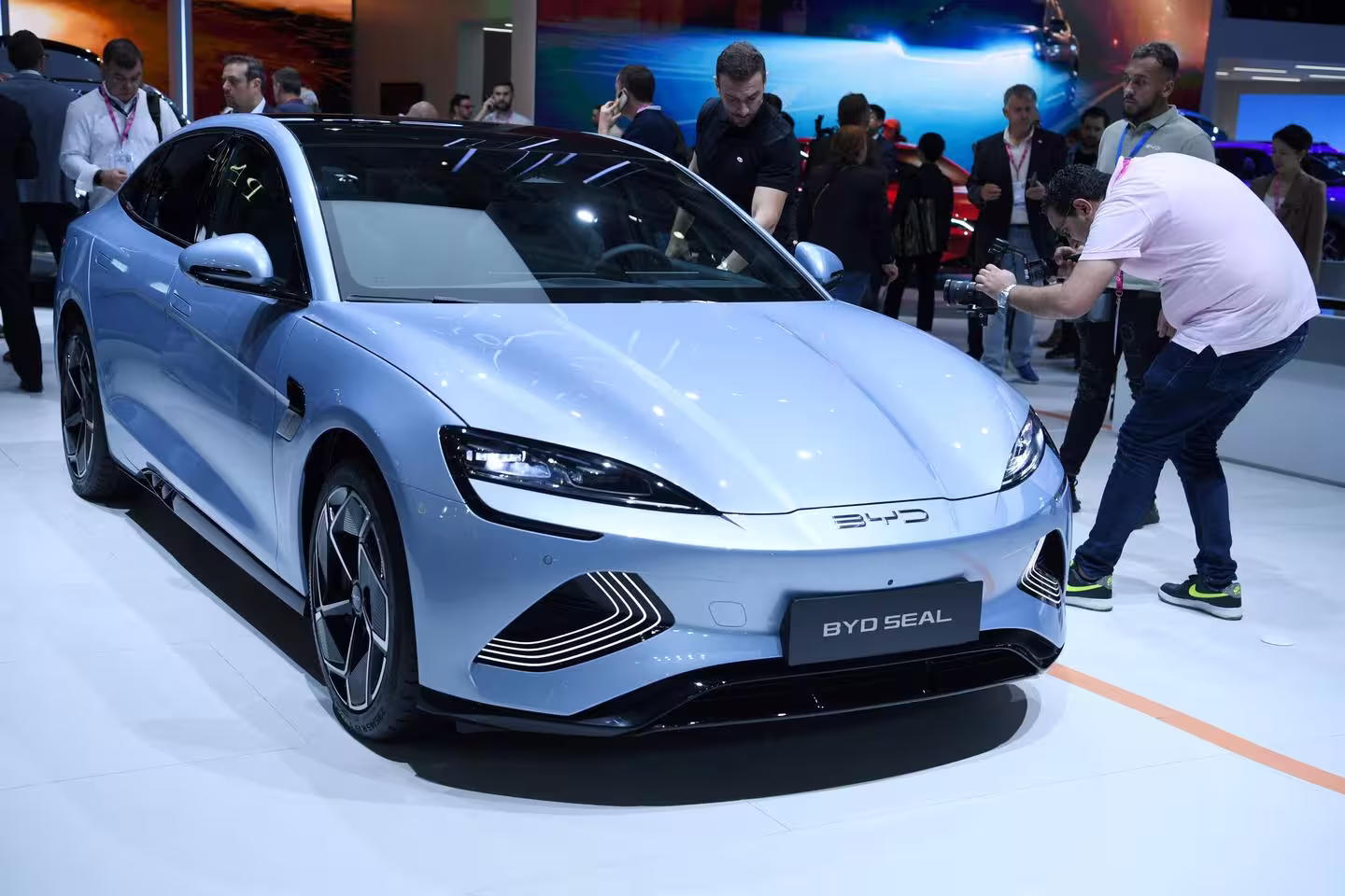 Des centaines de Sud-Coréens arrêtés dans une usine de batteries