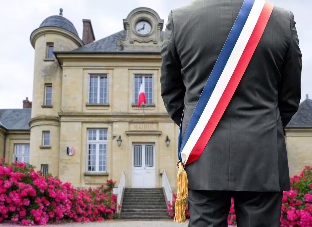 Conducteur fonce sur piétons, blessés graves sur île française