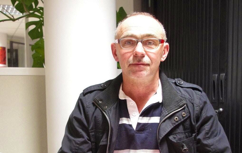Gilles Dussault, 63 ans, est le maire de Villeneuve-de-Marc.